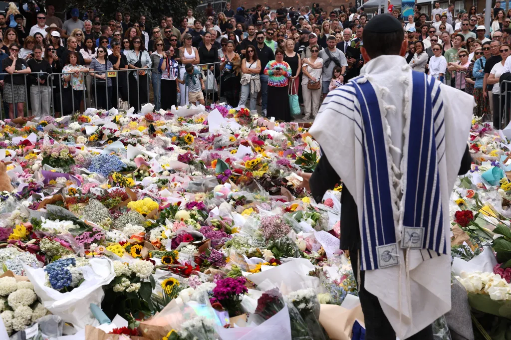 Bondi Beach memorial