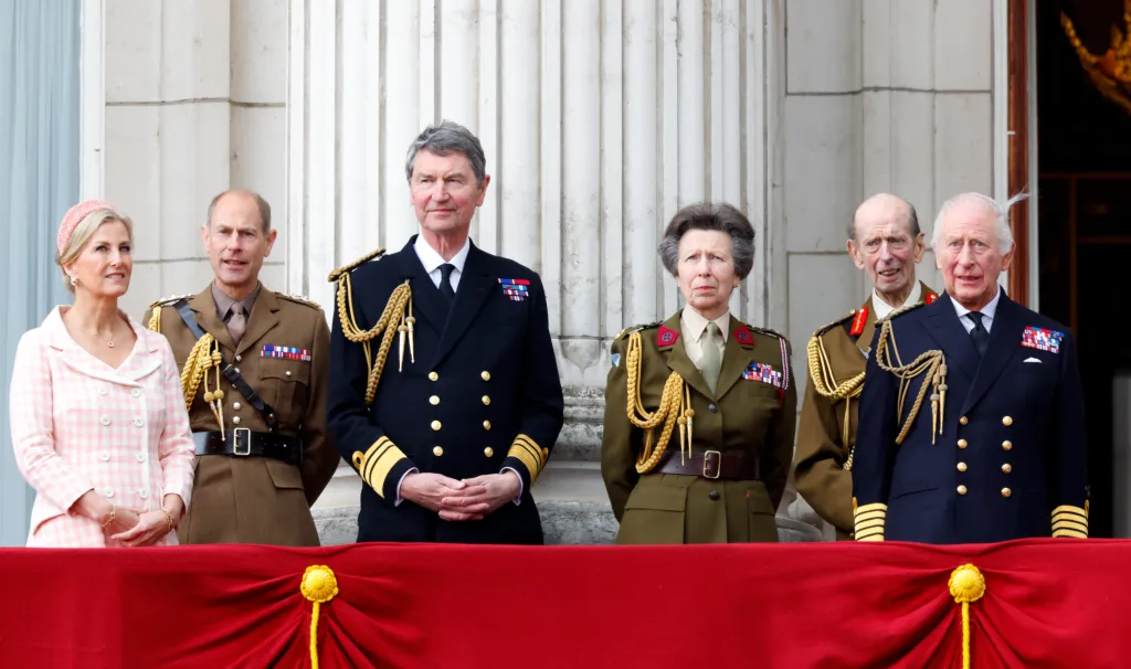 Sophie, Duchess of Edinburgh, Prince Edward, Duke of Edinburgh (Colonel of the Scots Guards), Vice Admiral Sir Timothy Laurence, Princess Anne, Princess Royal, Commandant-in-Chief of First Aid Nursing Yeomanry (Princess Royal's Volunteer Corps), Prince Edward, Duke of Kent and King Charles III watch a flypast from the balcony of Buckingham Palace to mark the 80th anniversary of VE Day on May 5, 2025 in London, England.