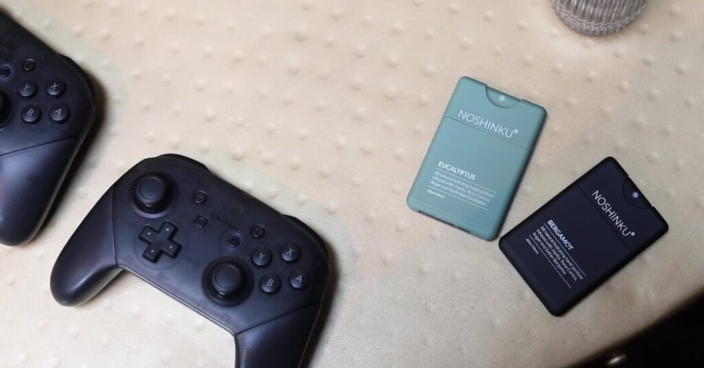 Some Newlyweds Are Trading Dance Floors for Gaming Floors