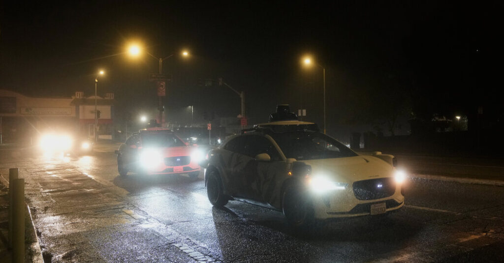 Power Returns to Most of San Francisco After Widespread Outage