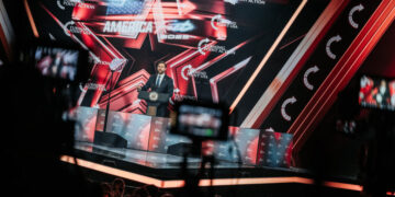 Vance Refuses to Take Sides in G.O.P. Fight Over Bigotry