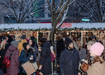 N.Y.C. Holiday Markets Offer Profit and Peril for Small-Business Owners