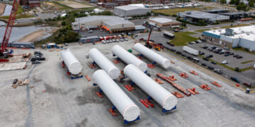 Democratic Governors Are Fighting Trump’s War on Wind Energy