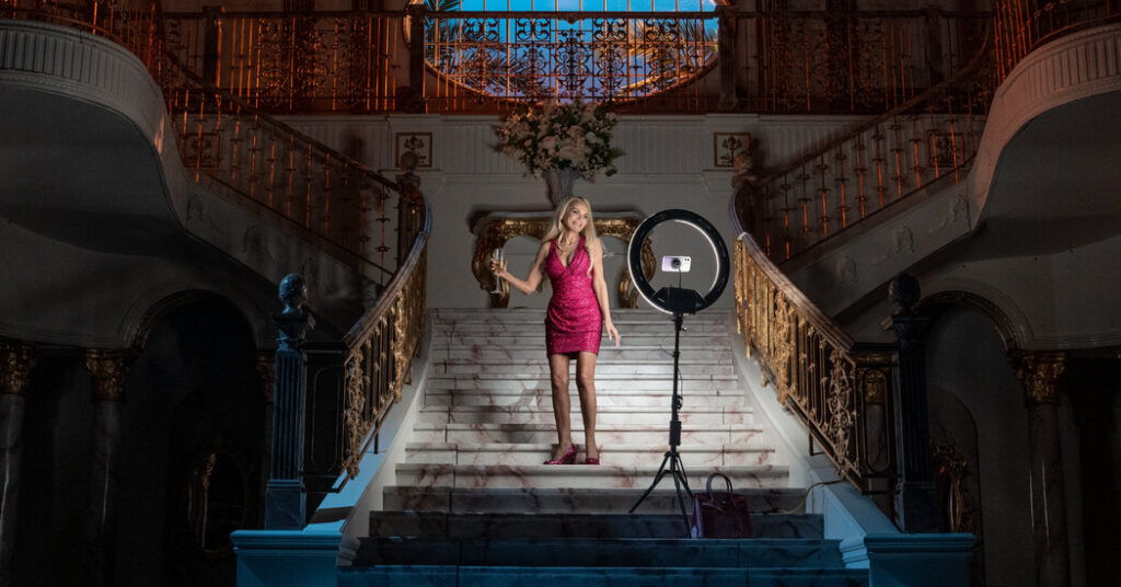 ‘The Queen of Versailles’ Bombed on Broadway. What Went Wrong?