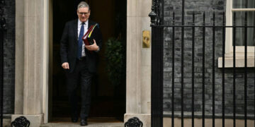 Did Starmer Impose a Curfew in the U.K.? No, It’s a Fake TikTok Video.