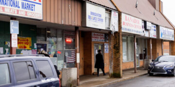 ICE Sweeps Into Ohio, Stirring Fear Among Somalis and Other Immigrants