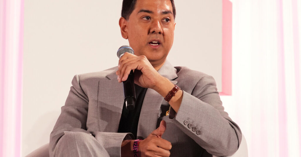 Judge Blocks Detention of British Researcher Who Scrutinizes Online Hate