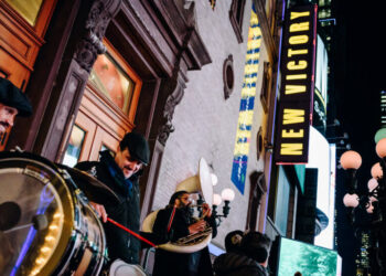 A Behind-the-Scenes Player of a Transformed Broadway Takes a Bow