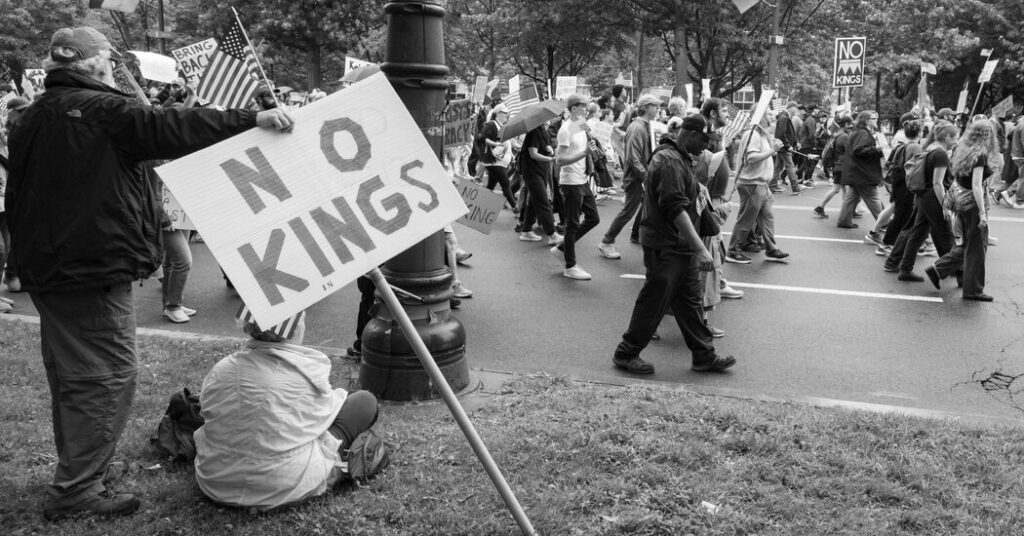 Trump Is Getting Weaker, and the Resistance Is Getting Stronger