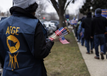 We oversee veterans’ affairs in Congress. VA’s woes aren’t unions’ fault.