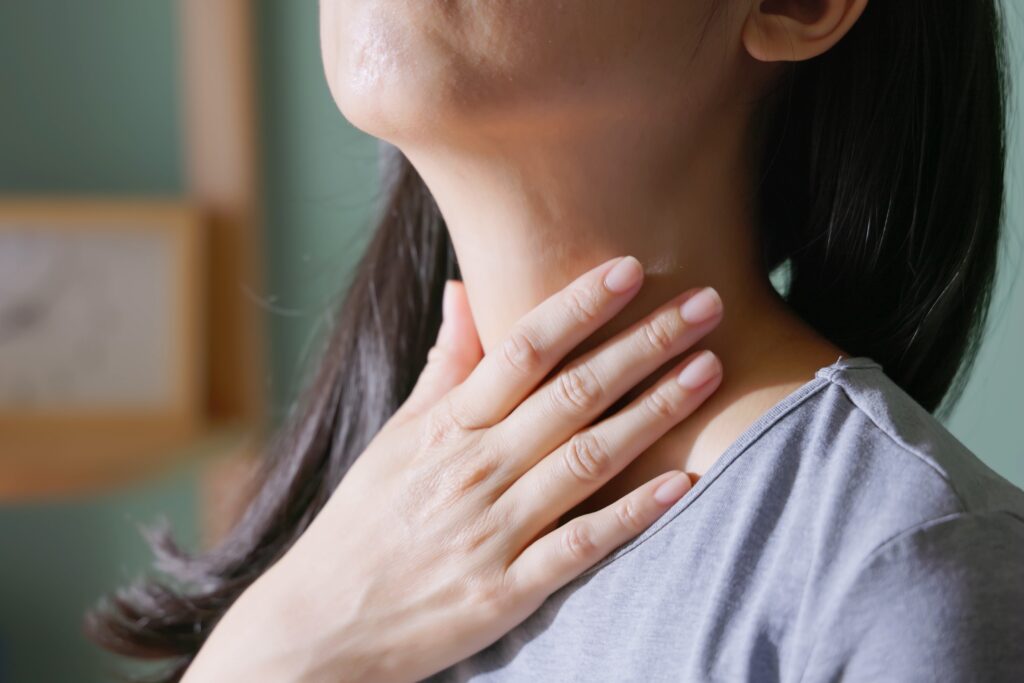 7 home remedies to try for a sore throat