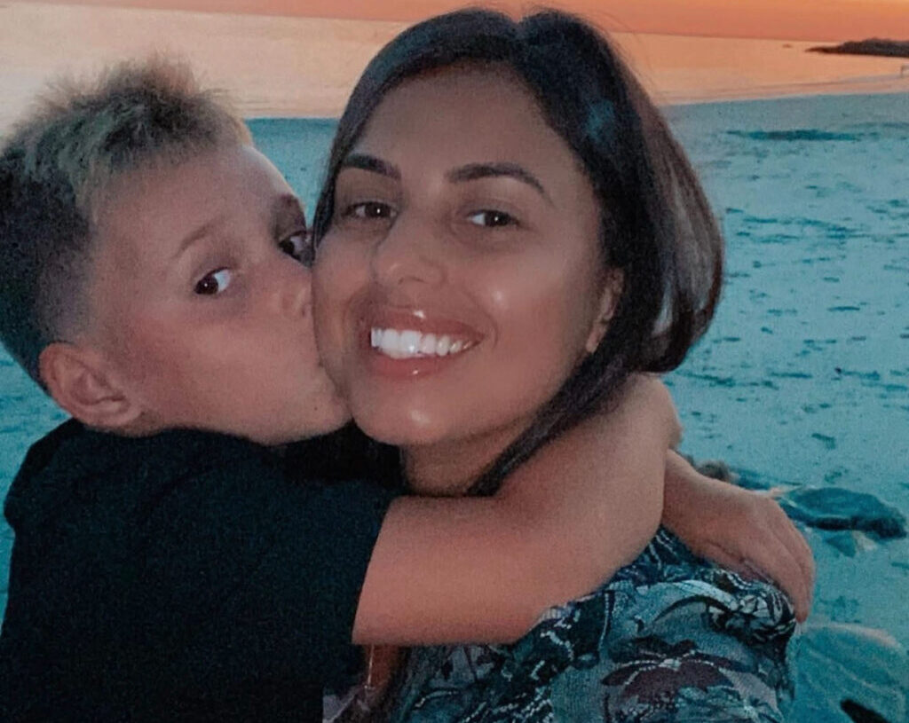 Mom of Karoline Leavitt’s nephew rejects White House narrative of her ICE arrest