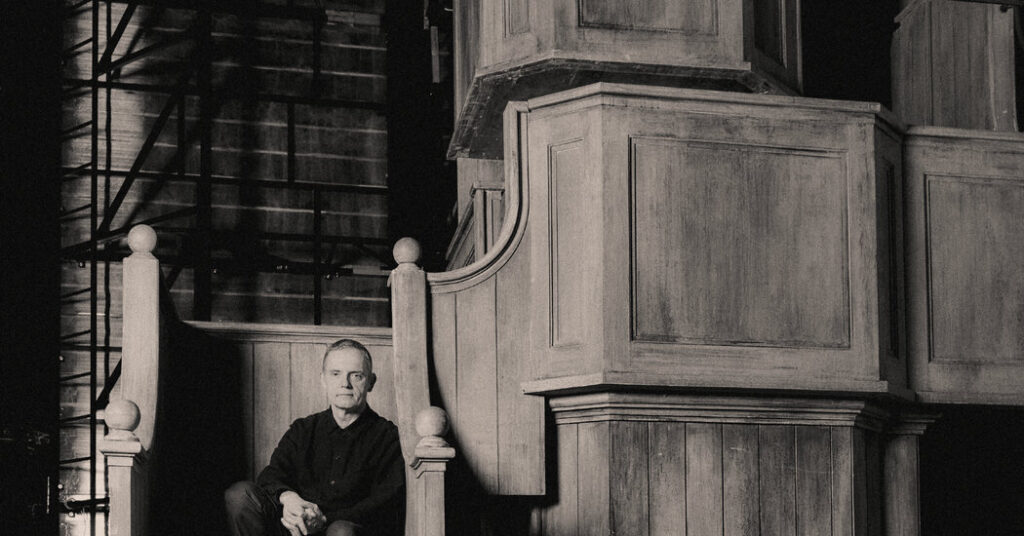 At the Met, Toasting With Traditional Puritans on New Year’s Eve