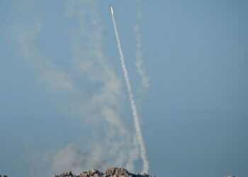 With Live Artillery and New Warships, China Practices Blockading Taiwan