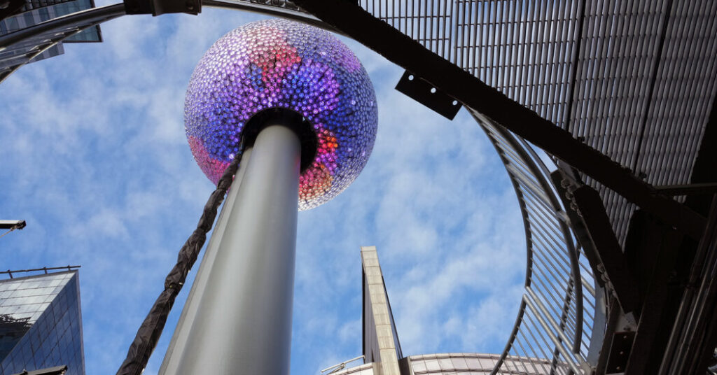 Tonight’s Ball Drop Is a Celebration of Both the New Year and Times History