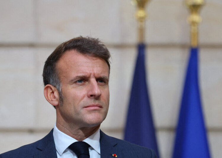 Macron Backs Social Media Restrictions for Children