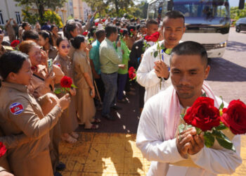 Thailand Releases 18 Cambodian P.O.W.s