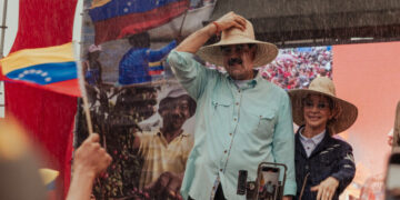 Venezuela Detains Americans Amid Growing U.S. Pressure