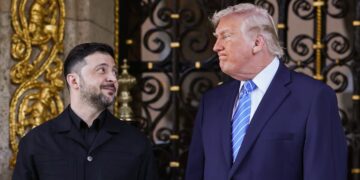 Zelensky Slyly Shuts Down Trump’s Tacky Mar-a-Lago Bragging