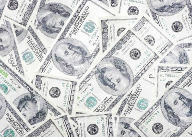 4 Easy Ways to Stay on Top of Your Finances (Without Hating Your Life)