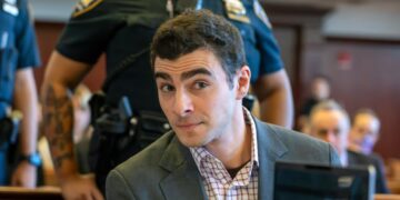 Opinion: What Happened When Luigi Mangione Had to Watch Himself Shooting CEO