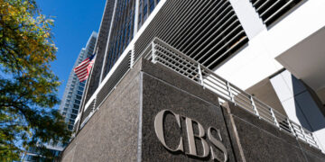 ‘60 Minutes’ correspondent says CBS’s Bari Weiss abruptly pulled segment on Trump deportations