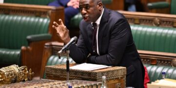 To clear huge court backlog, U.K. aims to scrap jury trials for some crimes