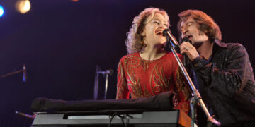 ‘Song Sung Blue’ avoids biopic pitfalls by being much weirder