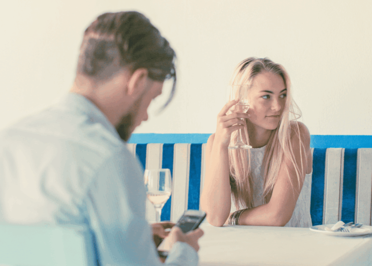 5 Lies You’re Telling Yourself That Are Keeping You in the Wrong Relationship