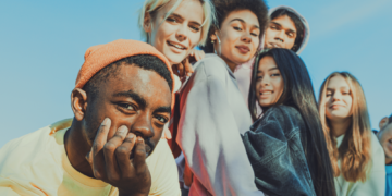 5 Reasons You and Your Partner Should Have ‘Couple Friendships’