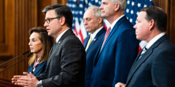 Moderate House Republicans join Democrats to force vote on ACA subsidies