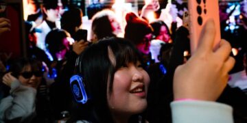 South Korea’s hottest new dance clubs open at 9 (a.m.)