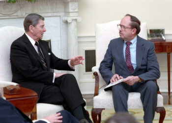 Lou Cannon, Post reporter and preeminent Reagan biographer, dies at 92