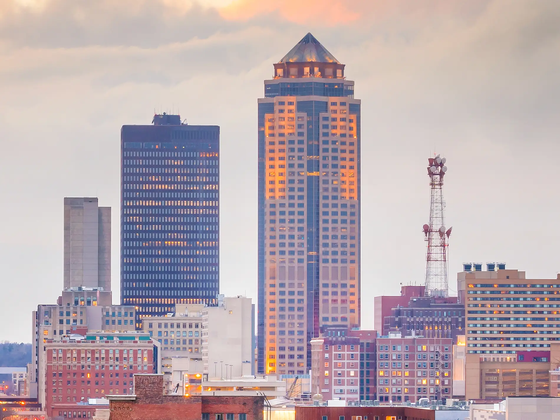 des moines skyline