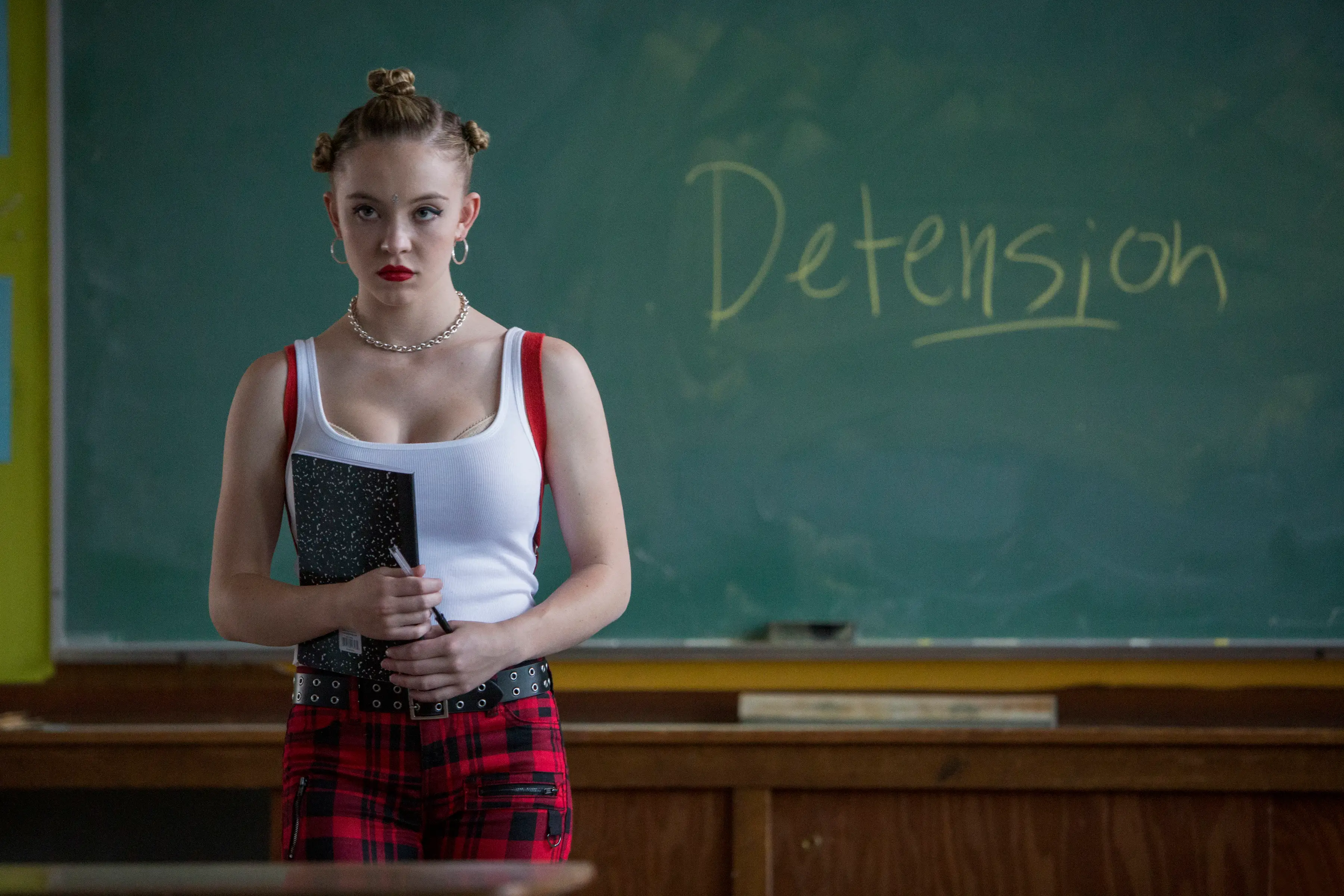 Sydney Sweeney Everything Sucks!