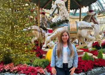 I frequently visit Las Vegas between Thanksgiving and Christmas. It’s one of the best times to experience The Strip.