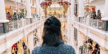 I live in a Canadian town where hundreds of Hallmark movies are filmed. Here’s what it’s like, fake snow and all.