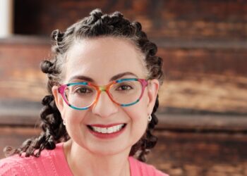 The CEO of a McKinsey-backed employment nonprofit shares 4 ways leaders can implement AI effectively