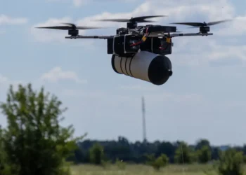 Unjammable drones are leaving wires everywhere, forcing Ukrainian troops to move with caution