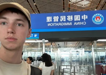 AI is letting some workers quietly slack off — until their bosses catch on