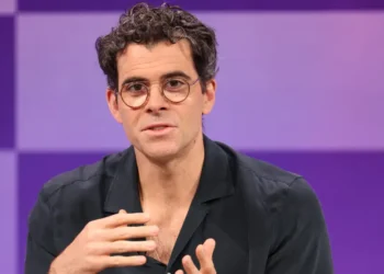 Instagram chief Adam Mosseri orders staff back to the office five days a week in 2026. Read the memo.