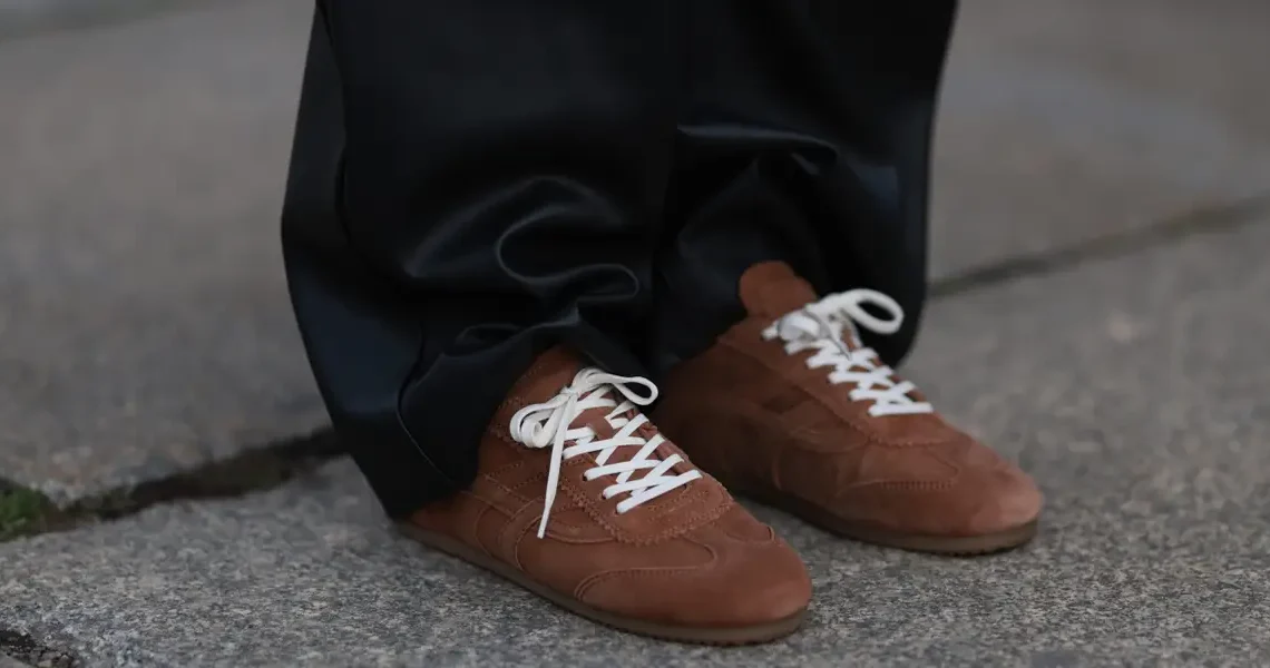 5 shoe trends that are in this season and 4 that are out, according to stylists