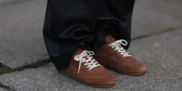 5 shoe trends that are in this season and 4 that are out, according to stylists