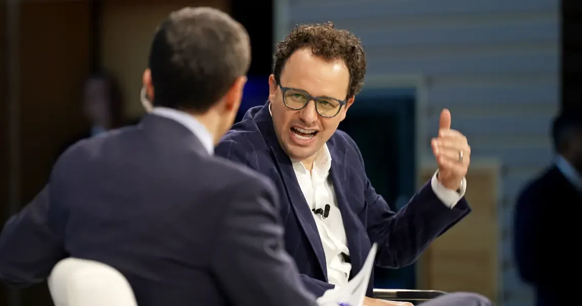 Anthropic CEO Dario Amodei drags OpenAI and Google: ‘We don’t have to do any code reds’