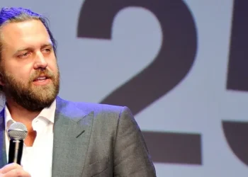 Jury hears how Netflix director lost a fortune on options trades — days after streamer sent him $11M for ‘visionary’ show