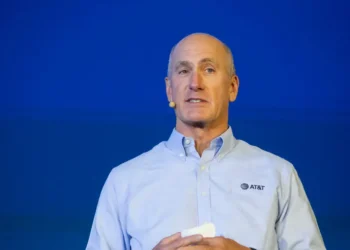 AT&T CEO says that young people should think about their careers in 4- to 5-year chapters