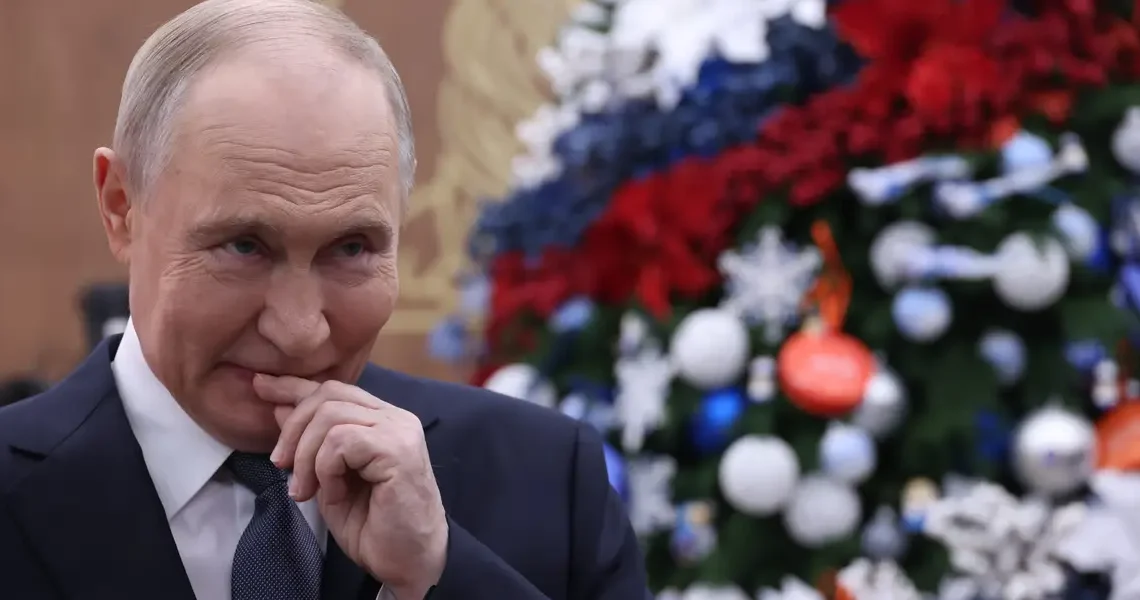 Russia is still exporting plenty of oil — but earning far less to fund its war on Ukraine