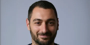 This startup is helping brands show up in chatbots and AI search. Read the pitch deck it used to raise $4 million.