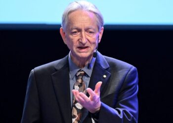‘Godfather of AI’ Geoffrey Hinton says Google is ‘beginning to overtake’ OpenAI: ‘My guess is Google will win’