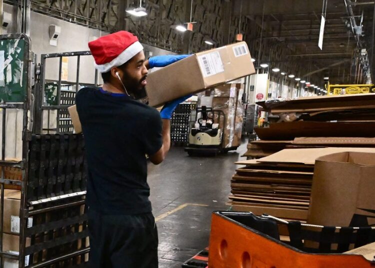 Retailers are offering extreme last-minute delivery on Christmas Eve